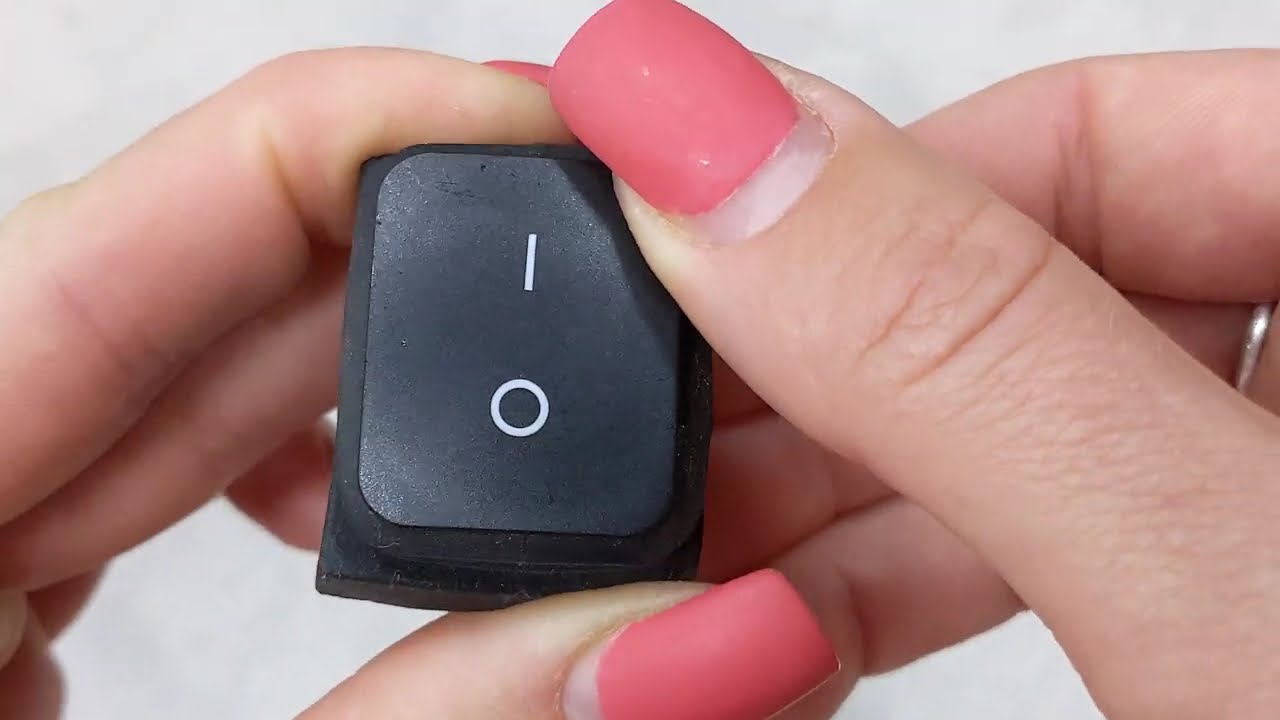 Переключатель АСКО-УКРЕМ KCD2-201W B/B 1-клавишный с защитой черный A0140040113