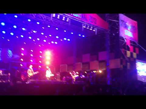 Travis - Another Guy @ Strawberry Music Festival, Beijing, 29/04/2013