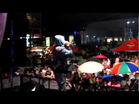 Rommel Ivanovich en vivo junto a Daimaku concierto desde el Boulevar Morazan Tegucigalpa Honduras