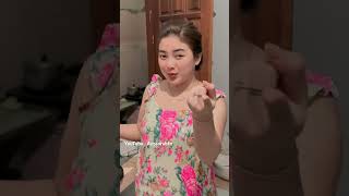 Download lagu Sambel goyang sigemoy 😂 #comedy #vlog #viral #prank #storywa mp3