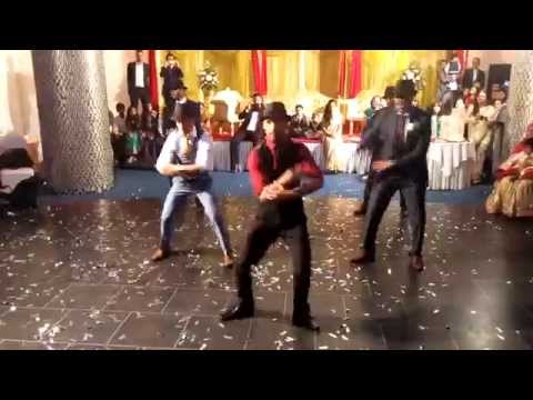 Surprise wedding dance by Groom - Smooth Criminal