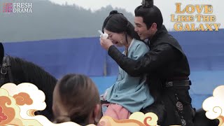 【BTS】Leo Wu comforts cry-baby Lusi - the poor girl&#39;s freaked out! | Love Like The Galaxy