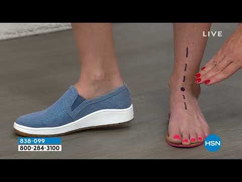 Aetrex Cameron SlipOn Canvas Sneaker