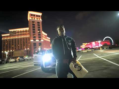 King Deazel - 200 on the dash featuring Mike Page