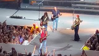 Beer In Mexico - Kenny Chesney beginning of concert