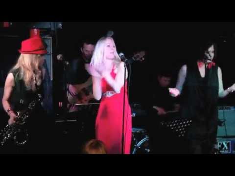 Thumbnail for Lizzie Deane 'Higher' (Live at Pizza Express Jazz Club).m4v by Richard Laws