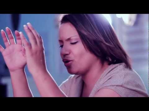 YOHANKA JIMENEZ - A TI CORRERE (Video Oficial)
