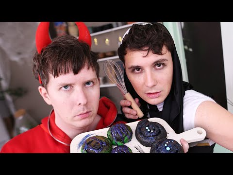 Halloween Baking - SLIME AND SADNESS CINNAMON ROLLS