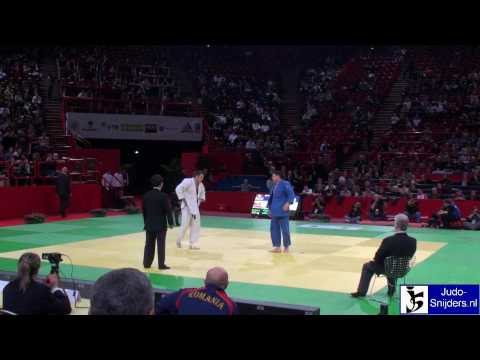Judo 2010 Grand Slam Paris: Daniel Brata (ROU) - Yauhen Biadulin (BLR) [-100kg].