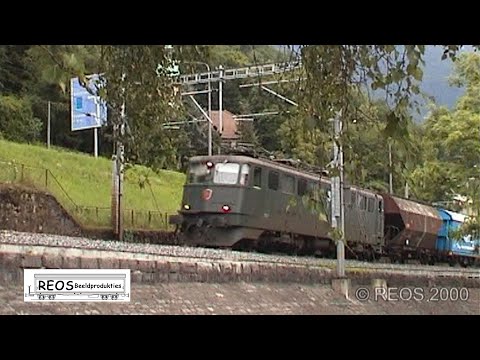 2000 [SDw] Along lake Geneva in Summer 2000, part 4 of 4; The castle of Chilon - SBB Ae 6/6 and more