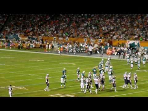 Bad call at Miami Dolphins game & fans get pissed.