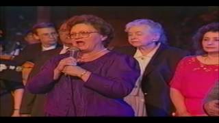 Cuan grande es El cantado por la mamá de Marcos Witt