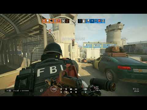 GLAZ CLUTCH ON BORDER