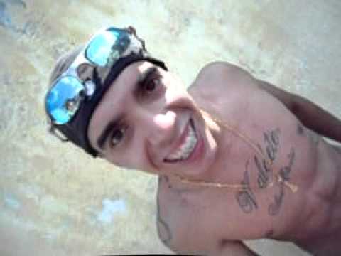 MC THIAGUINHO DA CV MEDLEY 2012 PESADAO EQUIPE FAVELA.COM