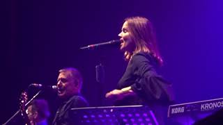 Belinda Carlisle - I Get Weak, Circle In The Sand, Fool for love ( Live at Brighton dome 2/10/2017)