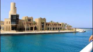 preview picture of video 'PORT GHALIB, MARSA ALAM - Moschea e cittadina portuale'