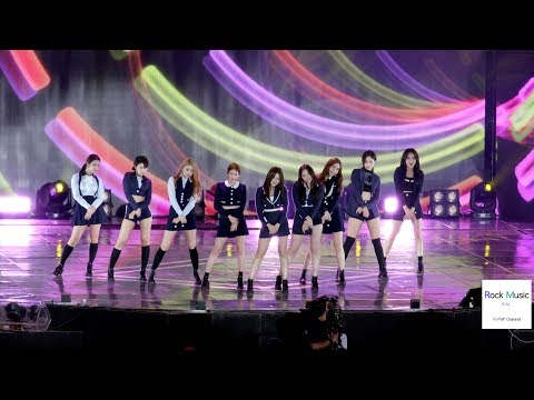 모모랜드(MOMOLAND)어마어마해 Wonderful love EDM Ver.[4K 60P RAW 직캠]@181003 락뮤직