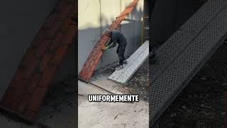 Esse PEDREIRO construiu uma escada sem Suporte inferior! 😱 #shorts