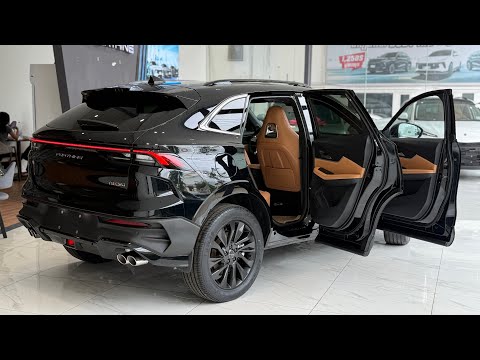 Forthing T5 EVO Luxury 2025 - 1.5T 4 Cylinder Comfort Drive | Black Exterior And Interior View
