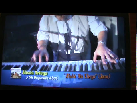 SALSA PIANO SOLO 2  ALEXIS E ORTEGA en Vivo !!!!!!