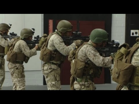 EXCLUSIVE 360 Video: Royal Marines Train Alongside US Marines | Forces TV