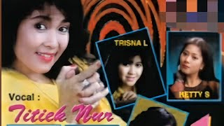 Download lagu TITIEK NUR - Cinta Bercabang (Toto Ario) (Blackboard) (1996) CD RIP mp3