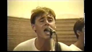 1986-12-01 Rehearsing &quot;Big Blue Sky&quot;