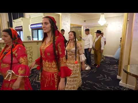 Nunta si botez in familia lui Peste