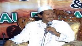 Download lagu KH Anwar Zahid - Ceramah Islami Dalam Rangka Nuzulul Qur'an Di Sambeng, Seru Lucu & Berwawasan mp3