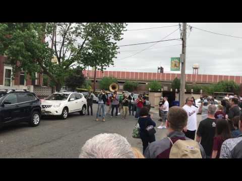 Quaker City String Band Serenade 2017 - New Sound Brass Band