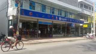 preview picture of video '200 Bhat a Night Hotel Shop front Pan Cha Am Thailand'