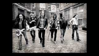 Dragonforce - LAST MAN STANDS (LETRA)
