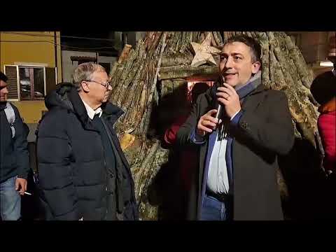 Nerito | La sera della vigilia di Natale acceso il fuoco in piazza che arderà fino all'Epifania