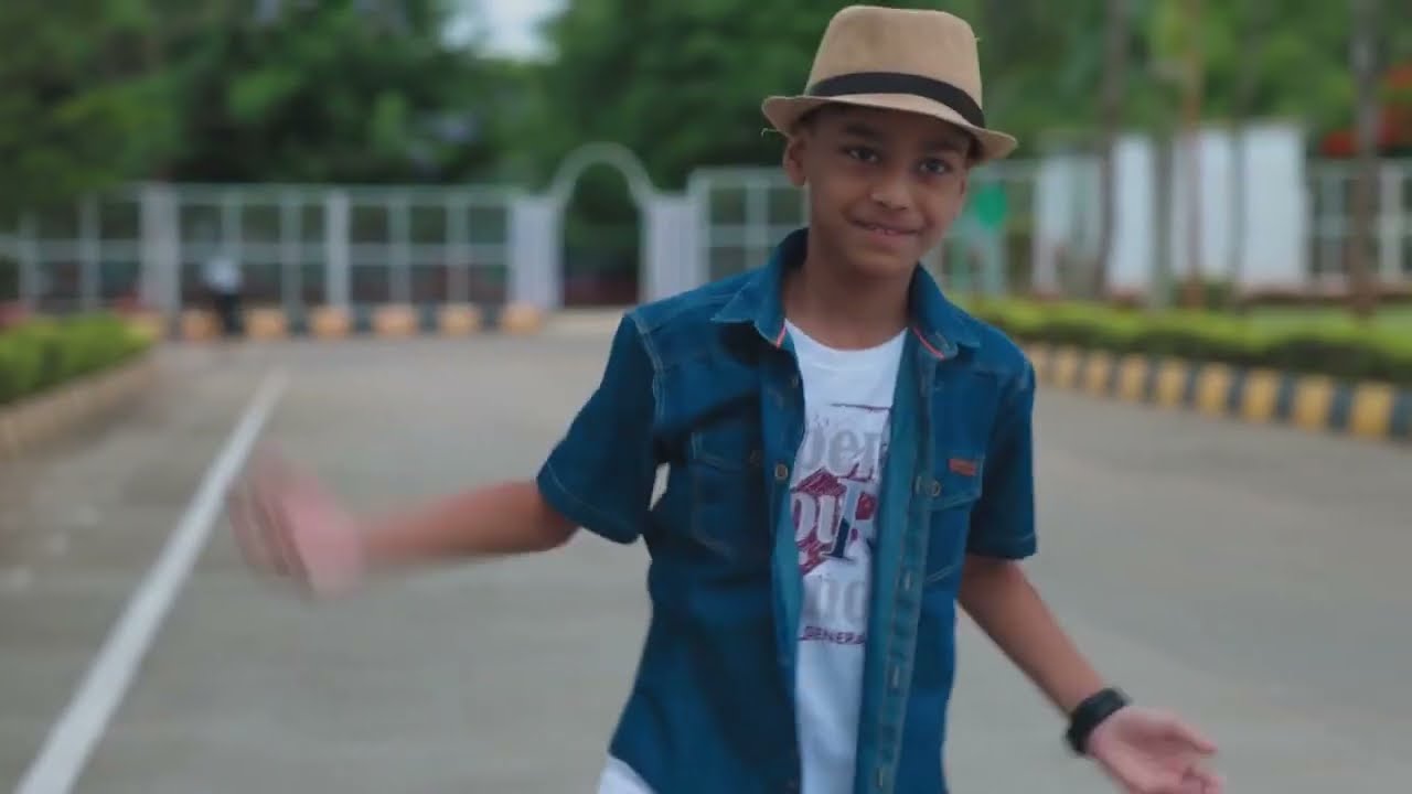 Pare, Olhe, Acene | #Volvo #VolvoCaminhões