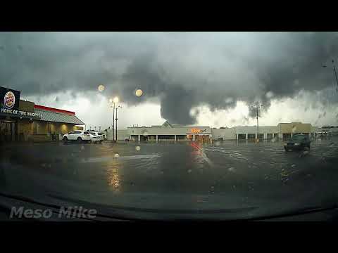 Time Lapse Tornado Storm Chase video in Cordele Georgia on 4/6/2022