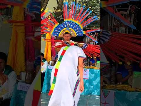 “Machetero loco una de las danzas típicas de san Ignacio de Moxos del departamento del Beni