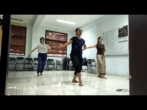 proses latihan gerak simpel jaipong keser bojong