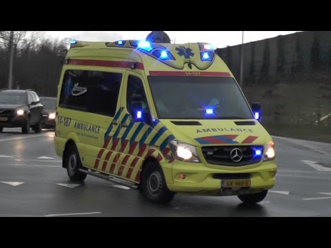 A1, Otaris Ambulance 14-187 Blaricum naar melding in Hilversum