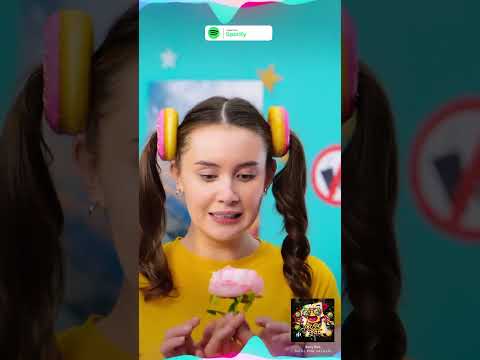 Donuts in the hair!😛🍩"Sue Dj, Polar  - Busy Bee” on Spotify (link in the comments)