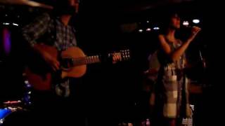 Bishop Allen - Ghosts Are Good Company (live)