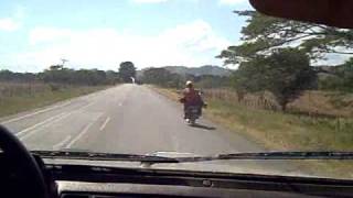 preview picture of video 'Cerdo en motocicleta'