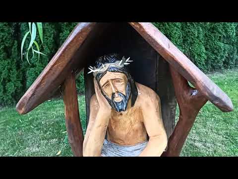 Rzeźba Chrystusa Frasobliwego