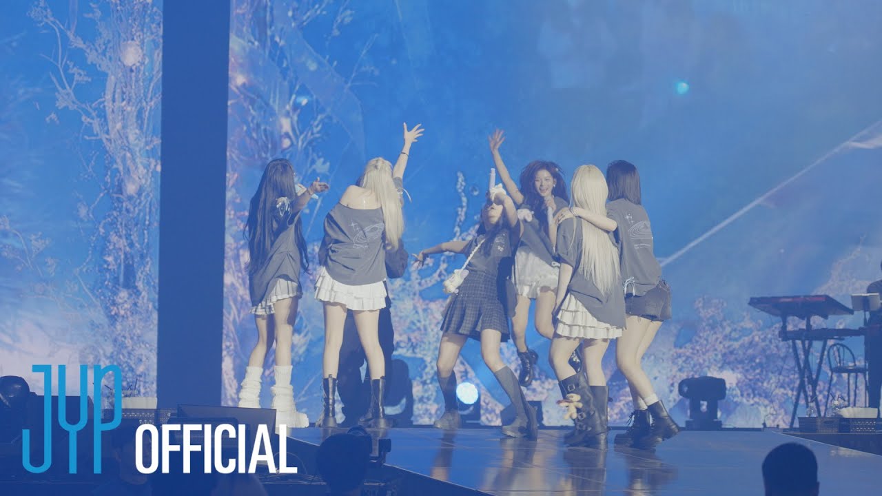 NMIXX(엔믹스) ‘Funky Glitter Christmas’ Live Clip @NMIXX 1ST WORLD TOUR ‘EPISODE 1: ZERO FRONTIER’