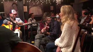 Emily Ann Roberts - "Mom and Dad" (Live at The Bluebird)
