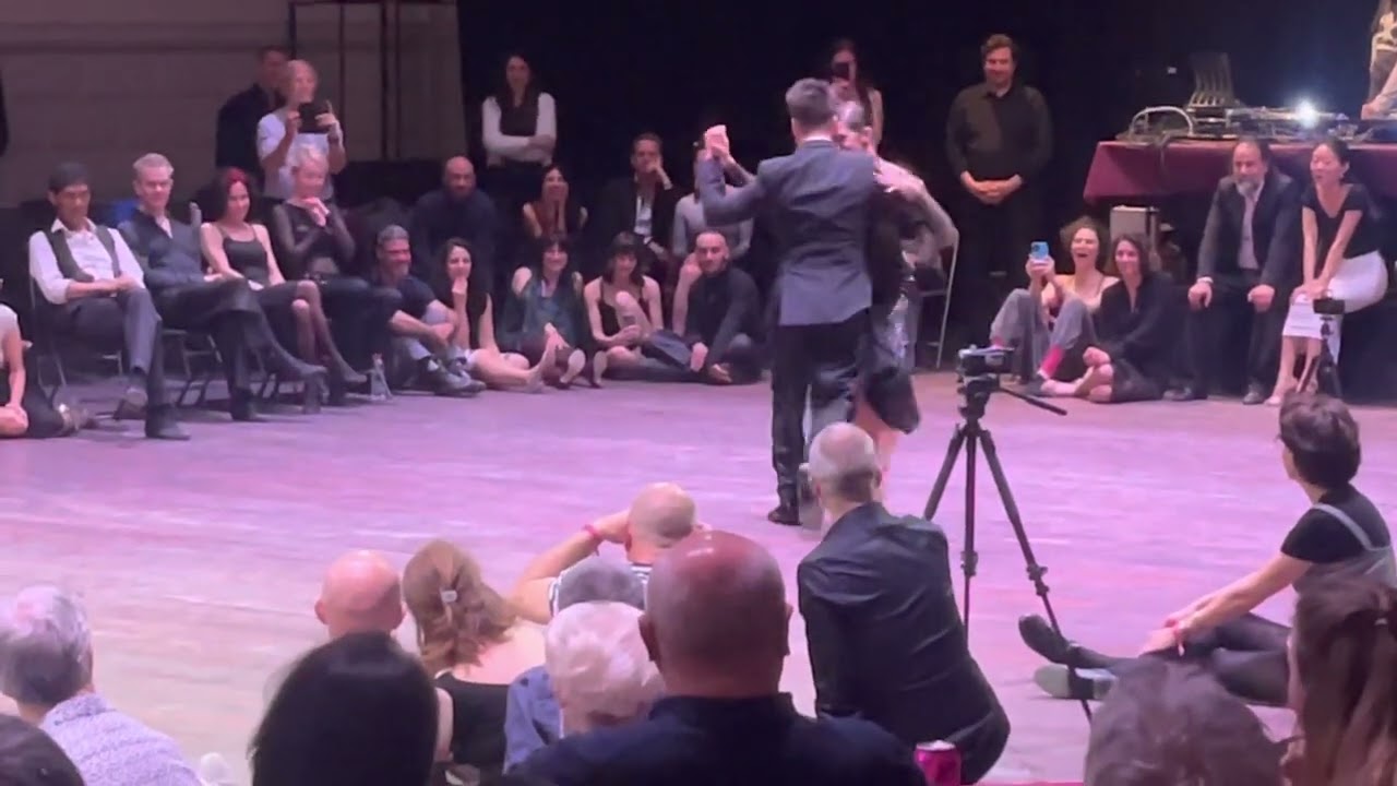 Roxana Suarez y Sebastian Achaval 2/2