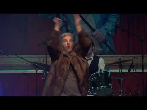 10. Dresdner Neujahrssingen - Macklemore "Can't Hold Us" mit Tanne MC feat. Michael Heinemann