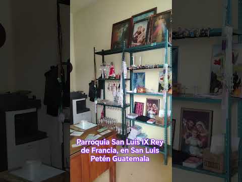 hermosa parroquia San Luis IX Rey de Francia, en San Luis Petén Guatemala