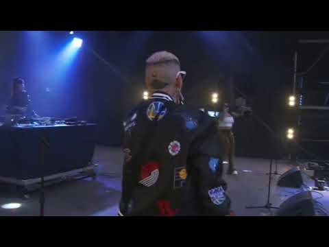 Tomasa del Real feat. Ceaese - Prendelo (Live In Lollapalooza Chile 2019)