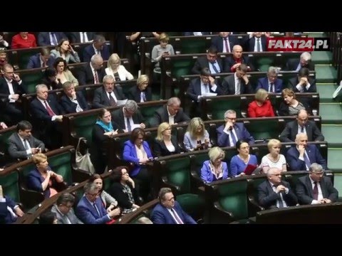 Premier chce rozprawić się z PO