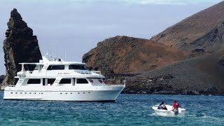 🚢 Voyage through Galápagos Islands